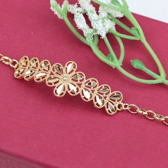 "Elegant Floral Design Rose Gold Bracelet, XPBL1086 - Picture 7 of 11